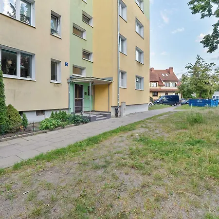 Baltic 15 Minutes From The By Renters * غدانسك